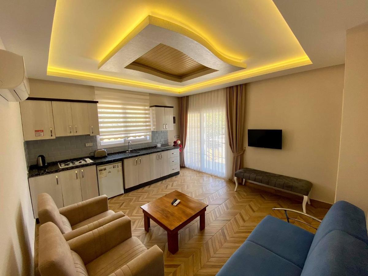 Yalcin Hotel & Villas Oludeniz Exterior photo